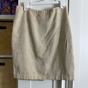 New York and company cream color skirt 10